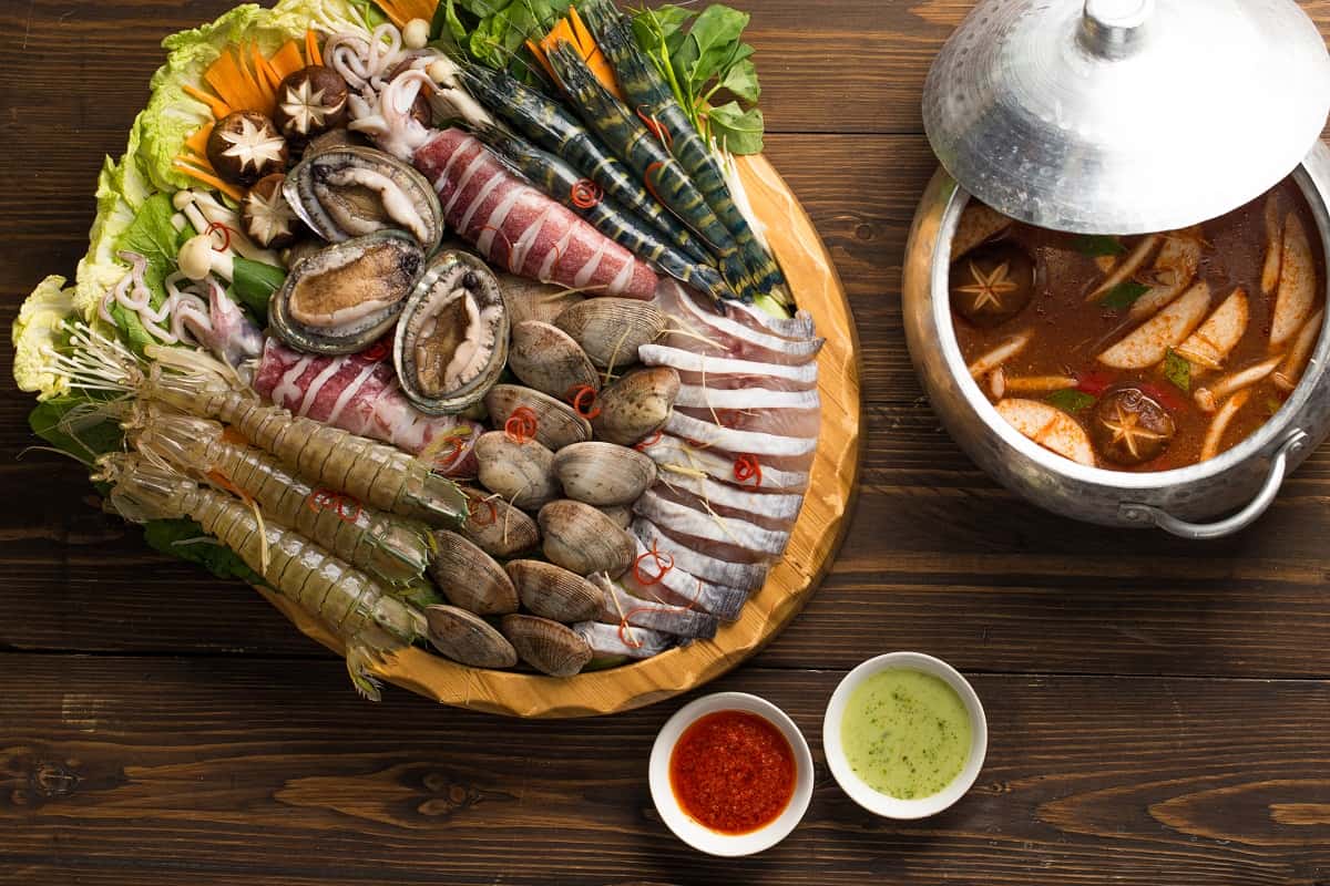 Nhà hàng Buffet Poseidon phân chia các món ăn trong thực đơn lẩu hải sản như thế nào?
