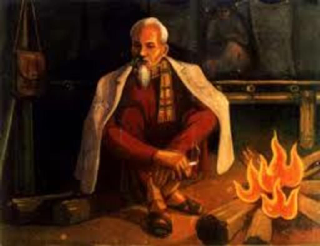 Hình tranh vẽ Bác Hồi ngồi bên đống lửa