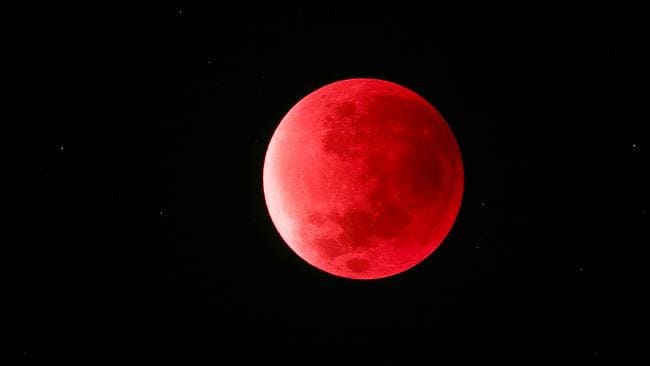 Hình ảnh đẹp của trăng máu